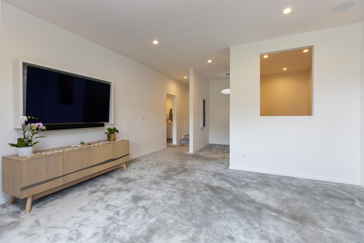 Interior, Recessed Lighting