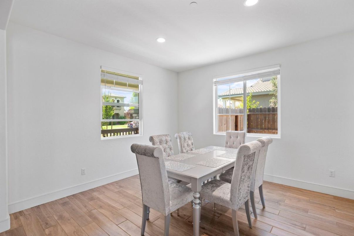 Dining room, Interior, Recessed Lighting, Wood Texture Flooring