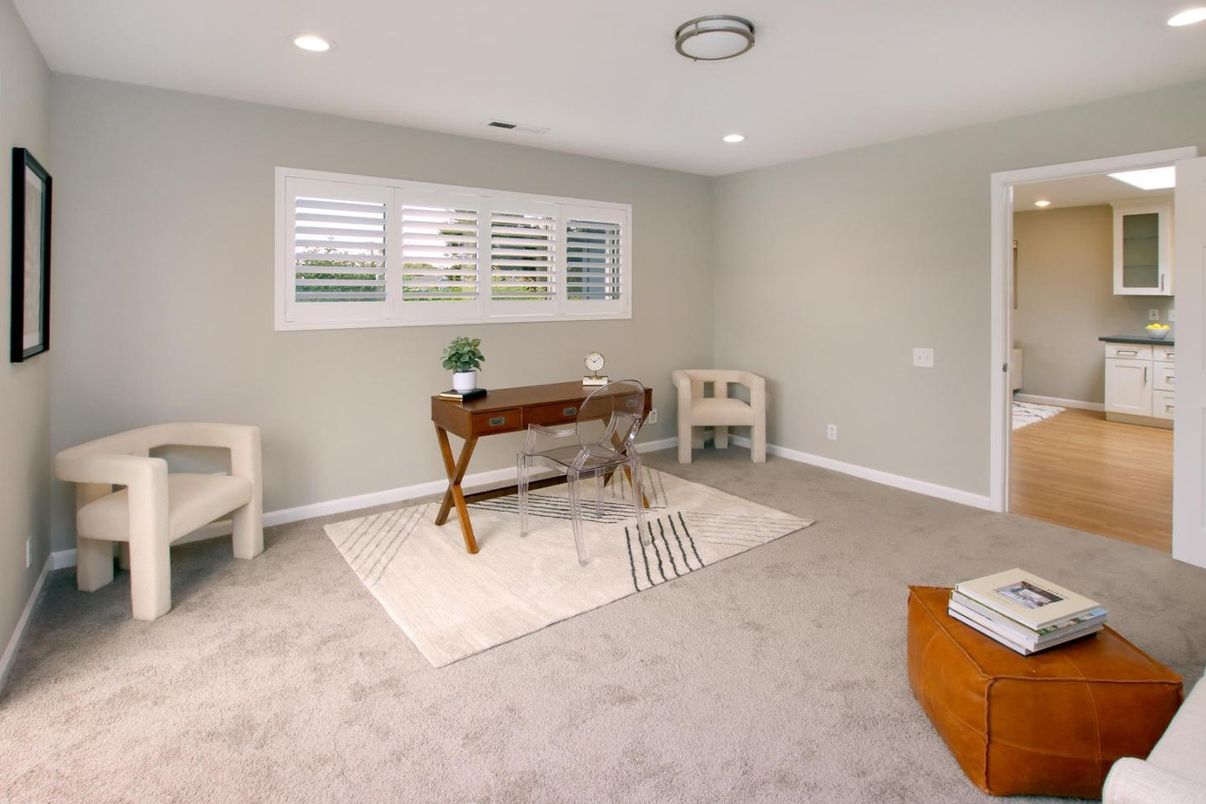 Home Office, Interior, Recessed Lighting, Wood Texture Flooring