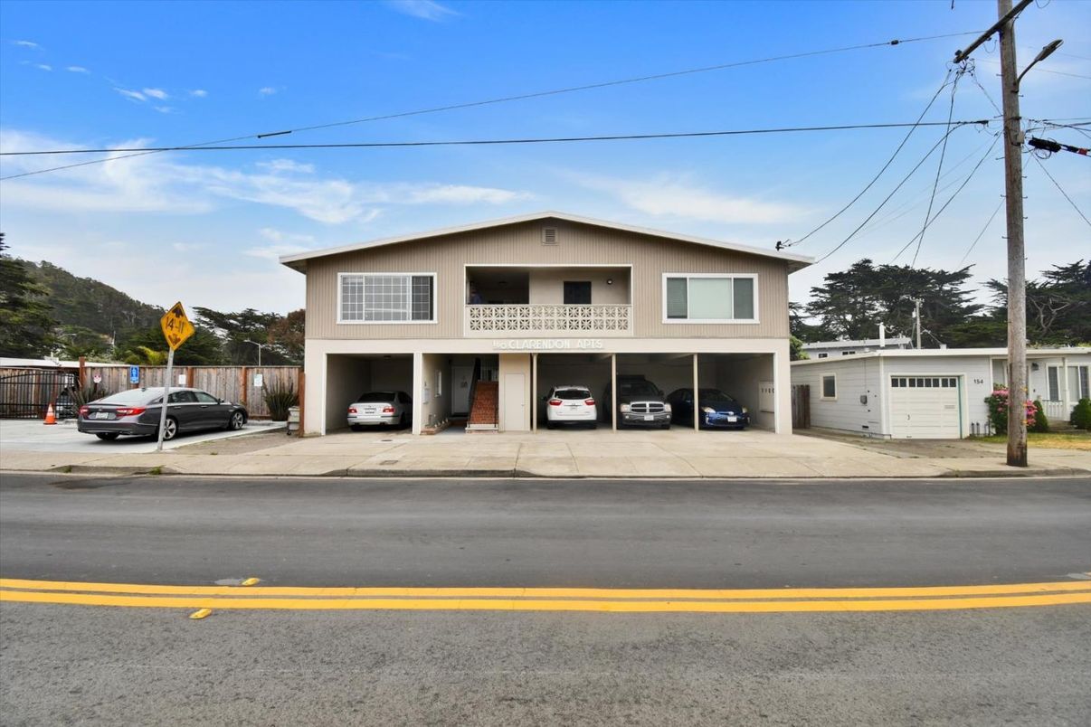 Exterior, Facade, None