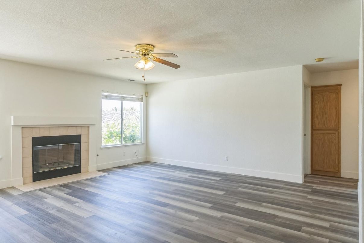 Empty room, Fireplace, Interior, Wood Texture Flooring