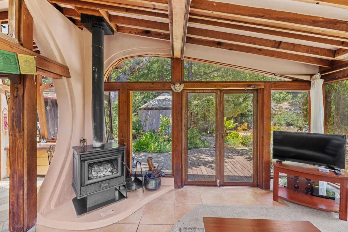 Fireplace, Interior, Sun Room, Wooden Beams