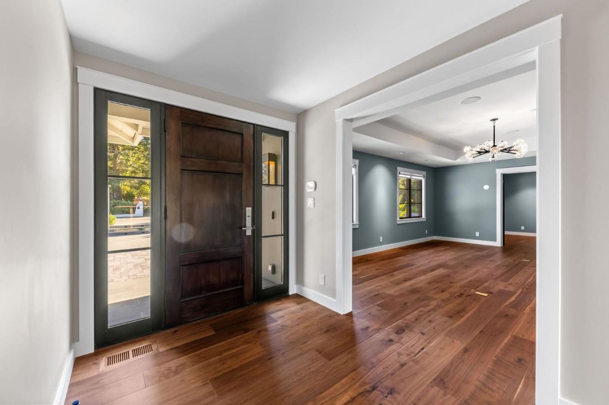 Empty room, Interior, Pendant Lights, Wood Texture Flooring