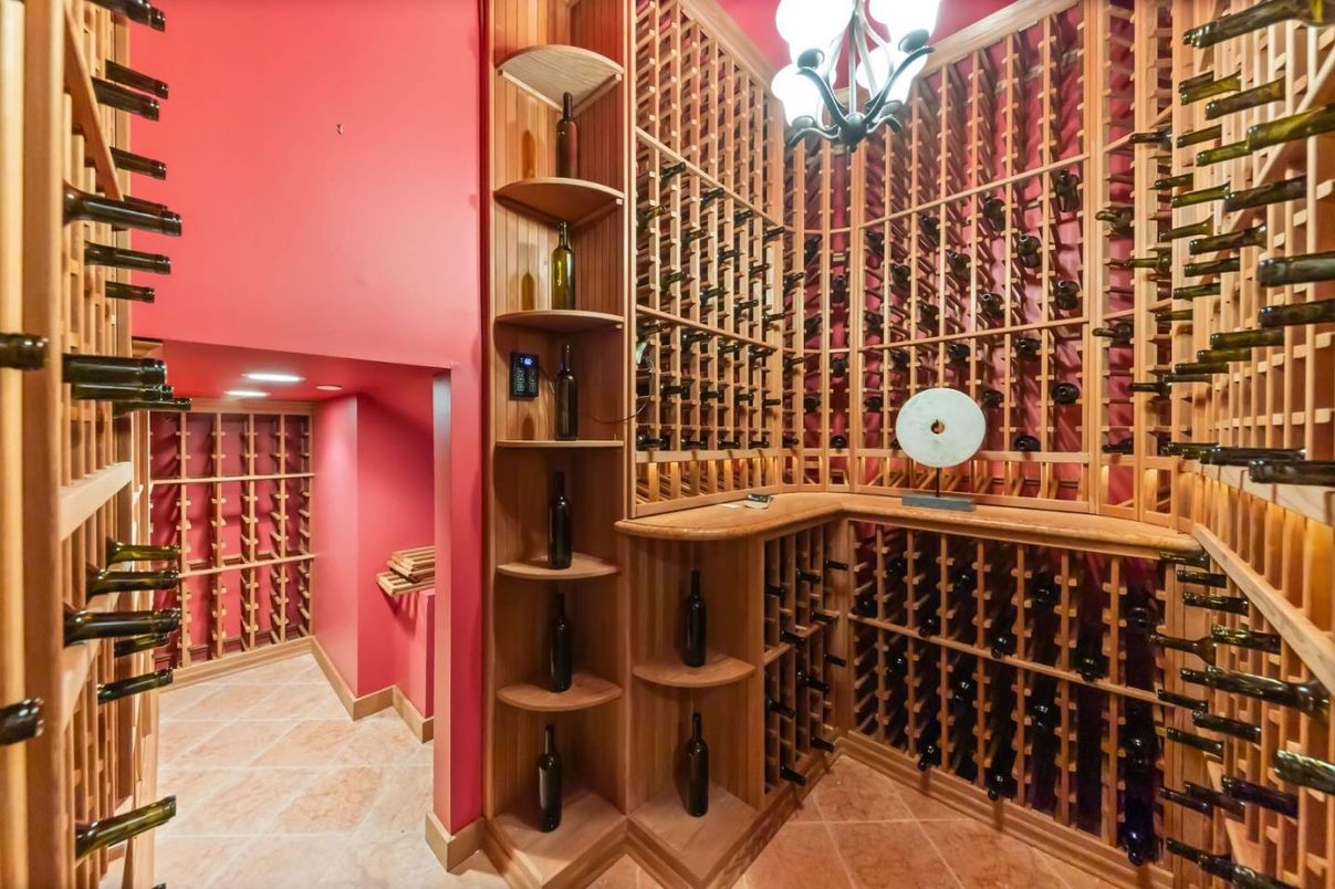 Interior, Recessed Lighting, Wine Storage