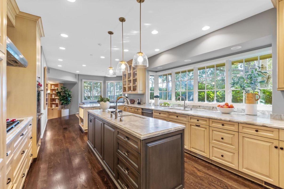 Interior, Kitchen, Pendant Lights, Recessed Lighting, Wood Texture Flooring