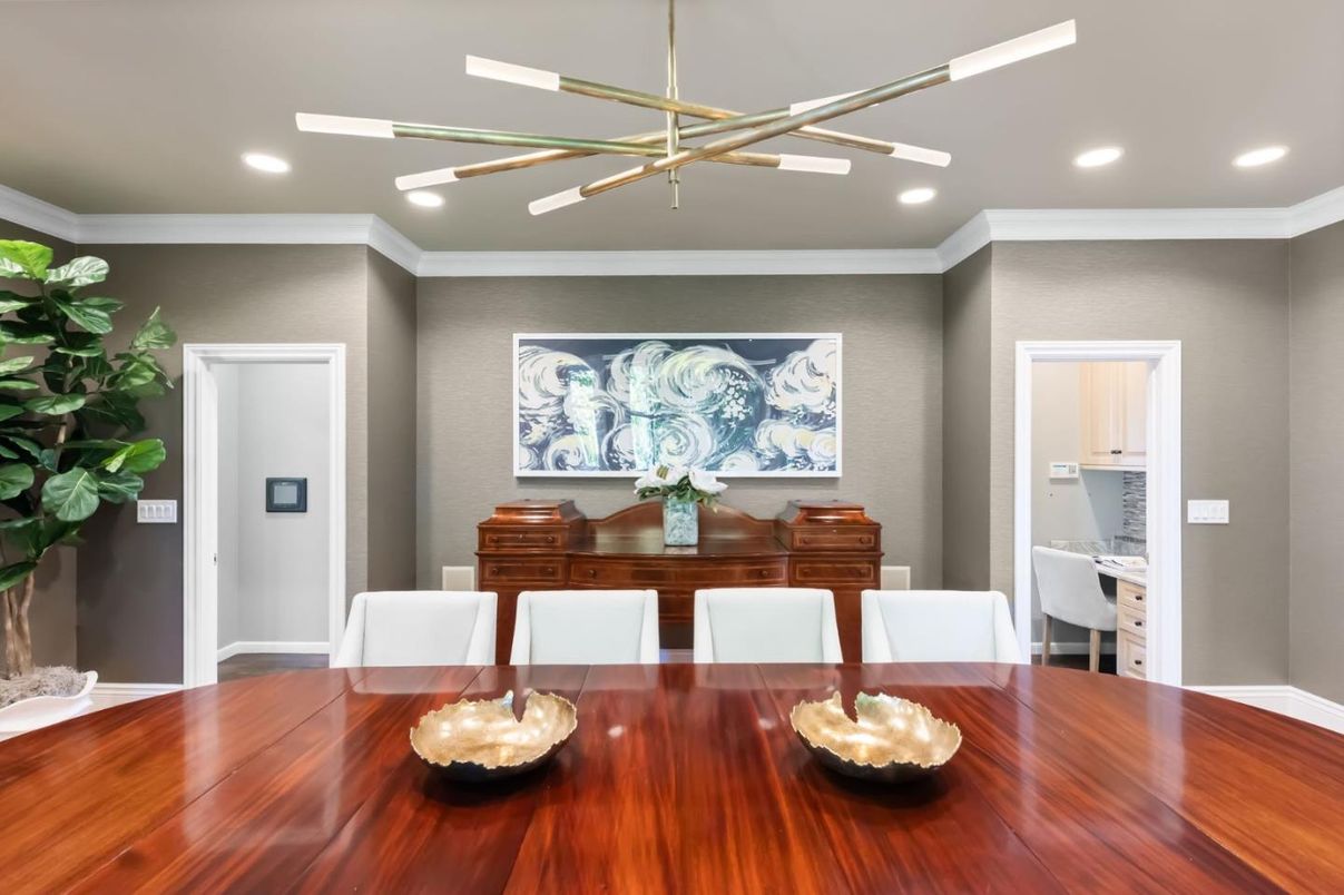 Dining room, Interior, Pendant Lights, Recessed Lighting, Wood Texture Flooring