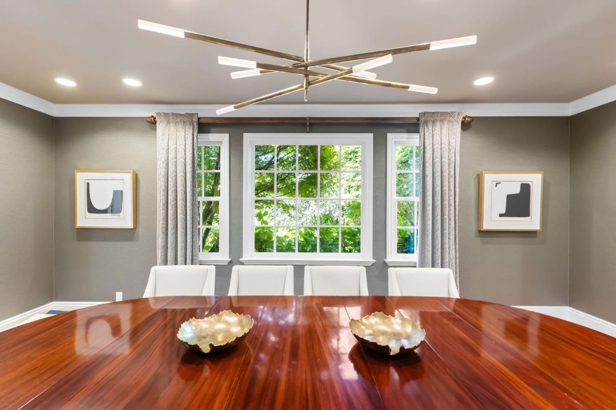 Dining room, Interior, Pendant Lights, Recessed Lighting, Wood Texture Flooring