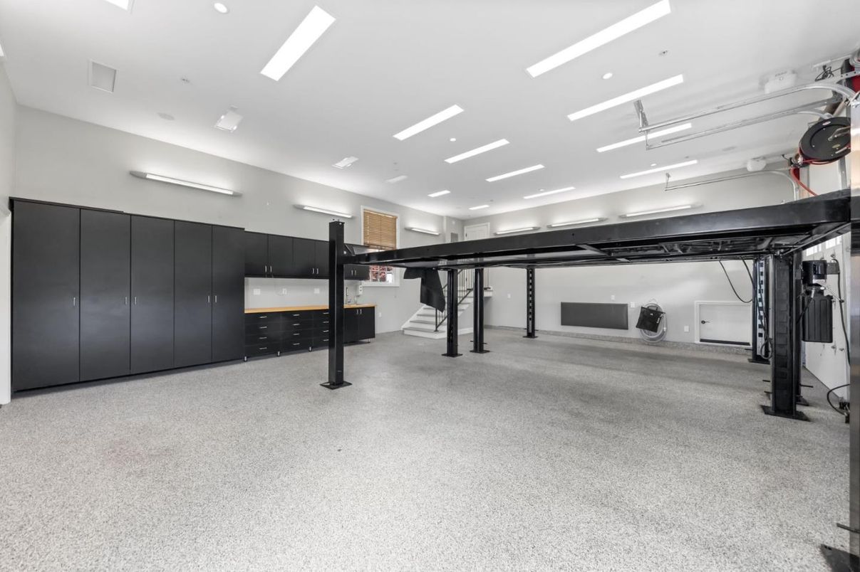 Garage, Interior, Recessed Lighting
