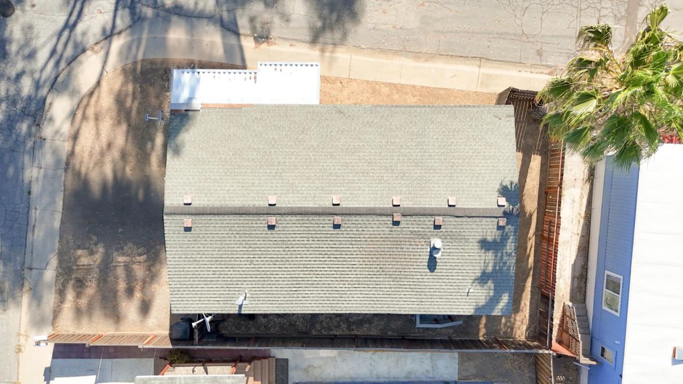 Exterior, Drone