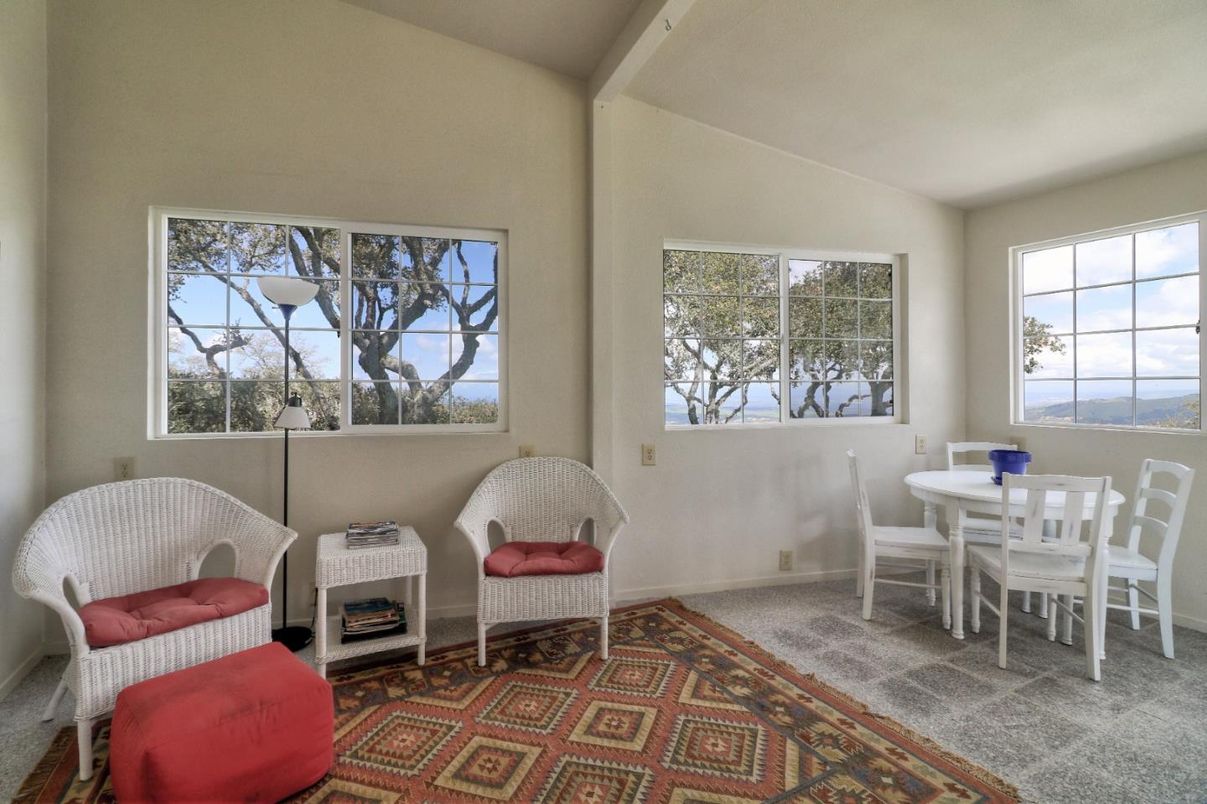 Dining room, Fireplace, Interior
