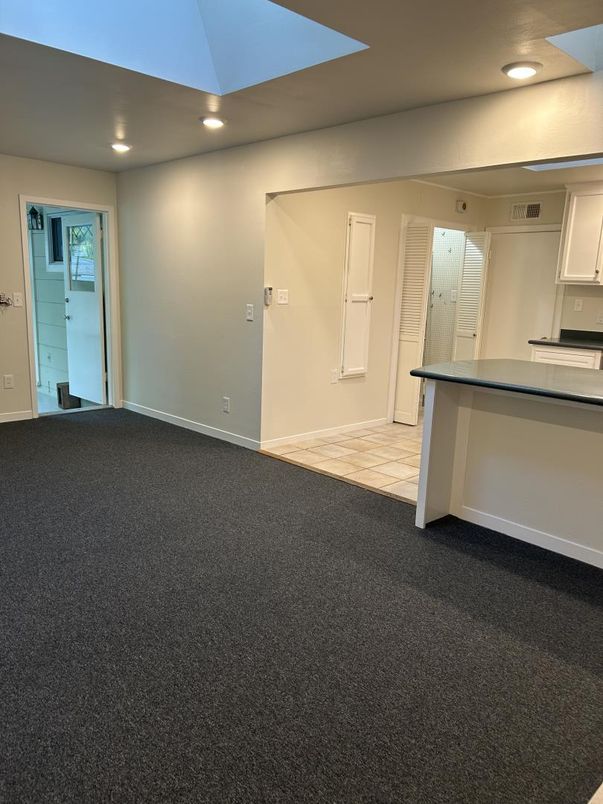 Empty room, Interior, Kitchen, Recessed Lighting