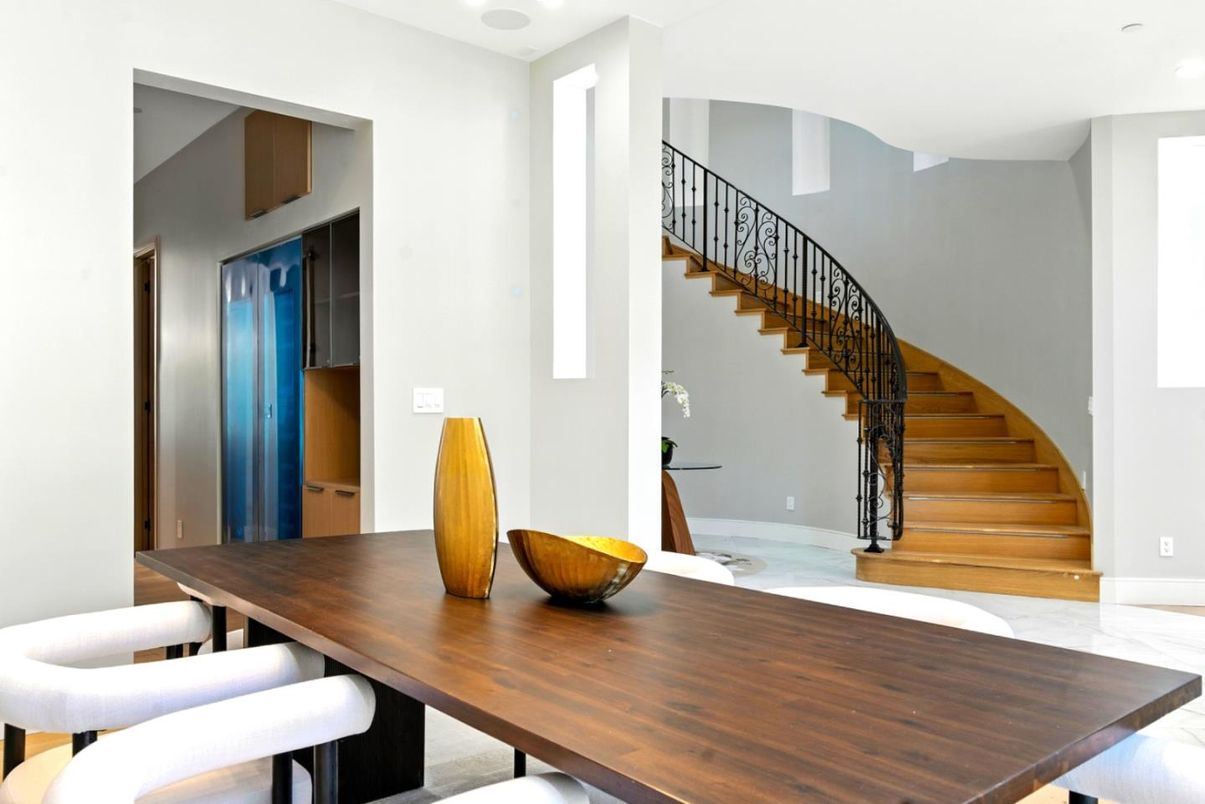 Dining room, Interior, Marble, Recessed Lighting