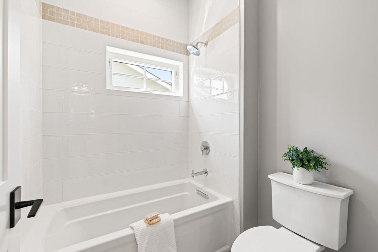 Bathroom, Bedroom, Dual Sink Vanities, Interior, Recessed Lighting