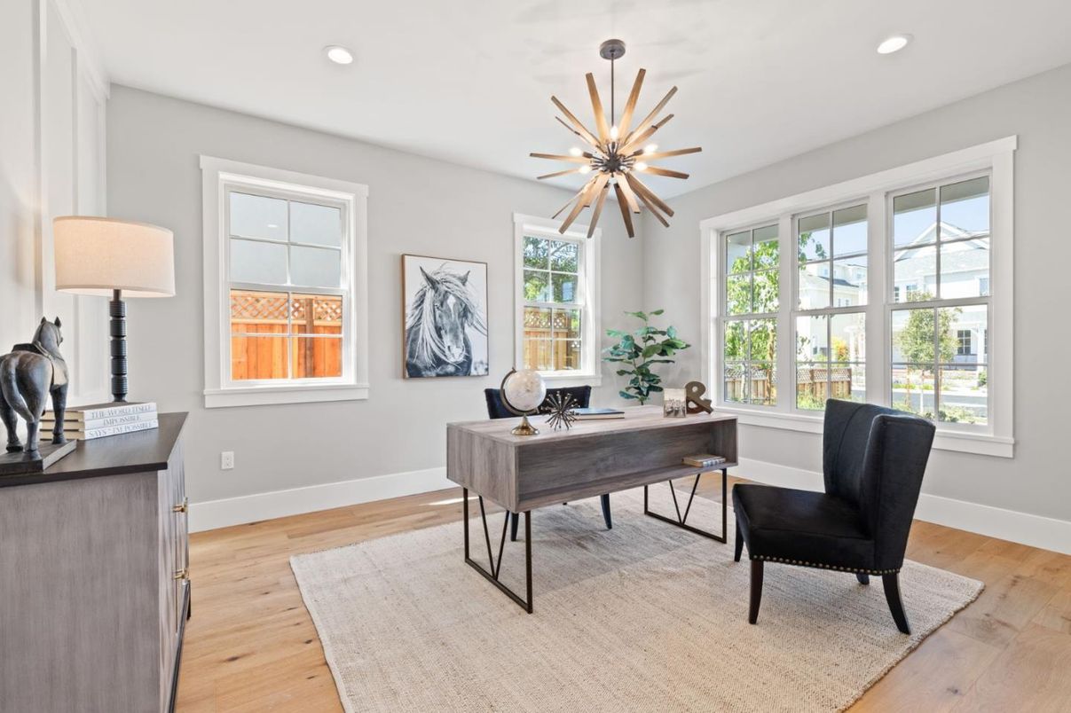 Interior, Recessed Lighting, Wood Texture Flooring