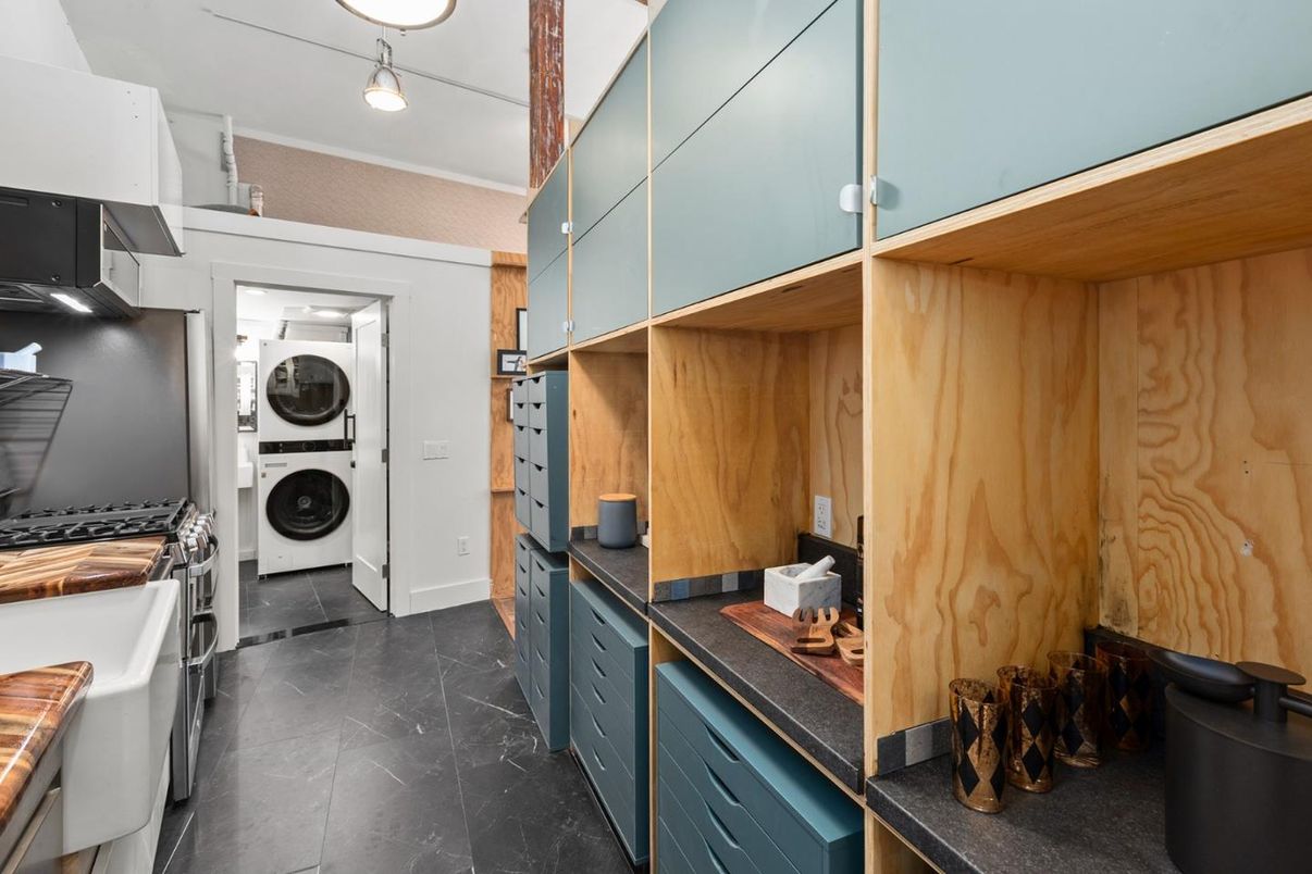 Interior, Utility Closets, Washer