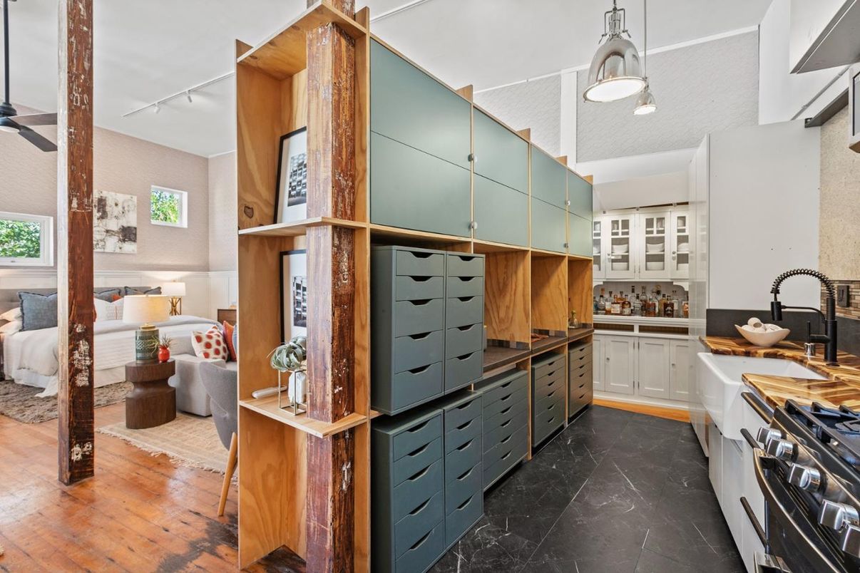 Interior, Kitchen, Pendant Lights, Wood Texture Flooring