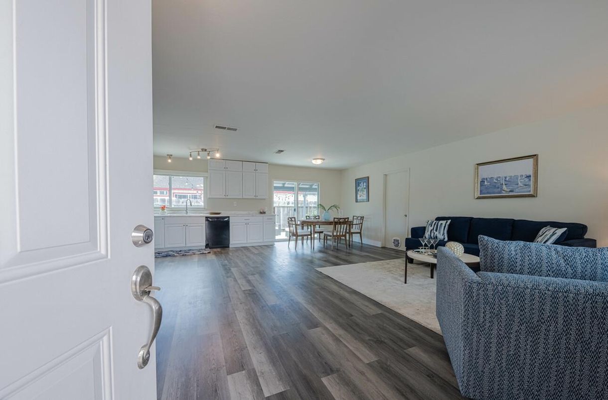Dining room, Interior, Living room, Wood Texture Flooring