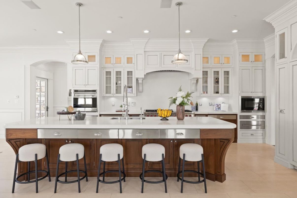 Interior, Kitchen, Pendant Lights, Recessed Lighting, Stainless Steel Appliances