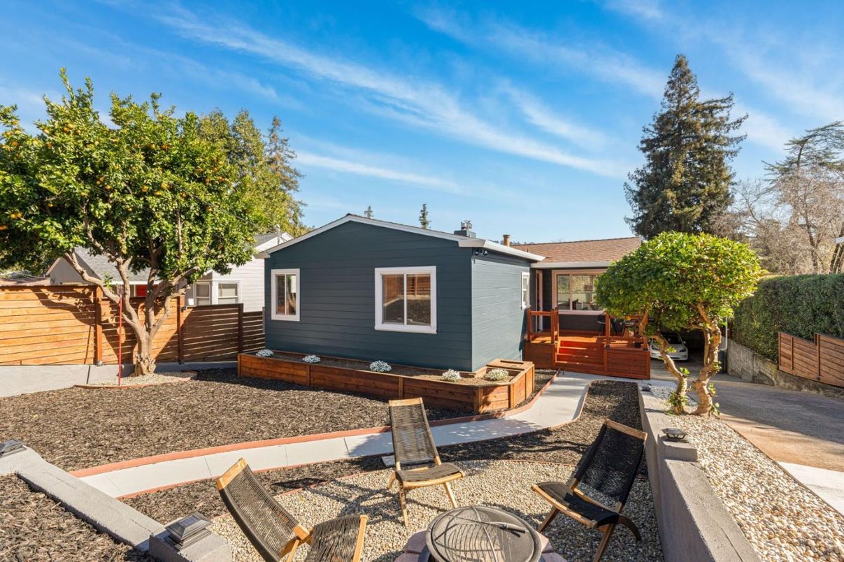 Backyard, Exterior, Hot Tub