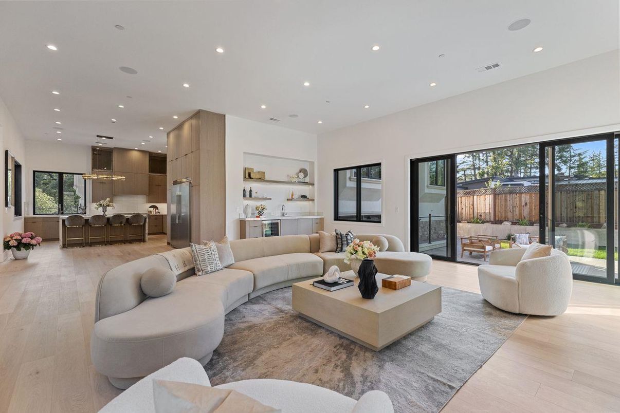 Interior, Kitchen, Living room, Recessed Lighting, Wood Texture Flooring