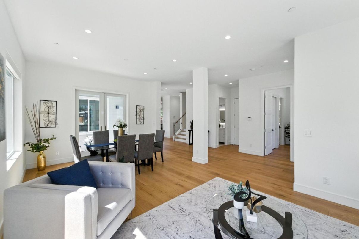 Dining room, Interior, Recessed Lighting, Wood Texture Flooring