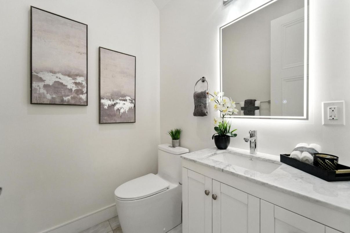 Bathroom, Interior