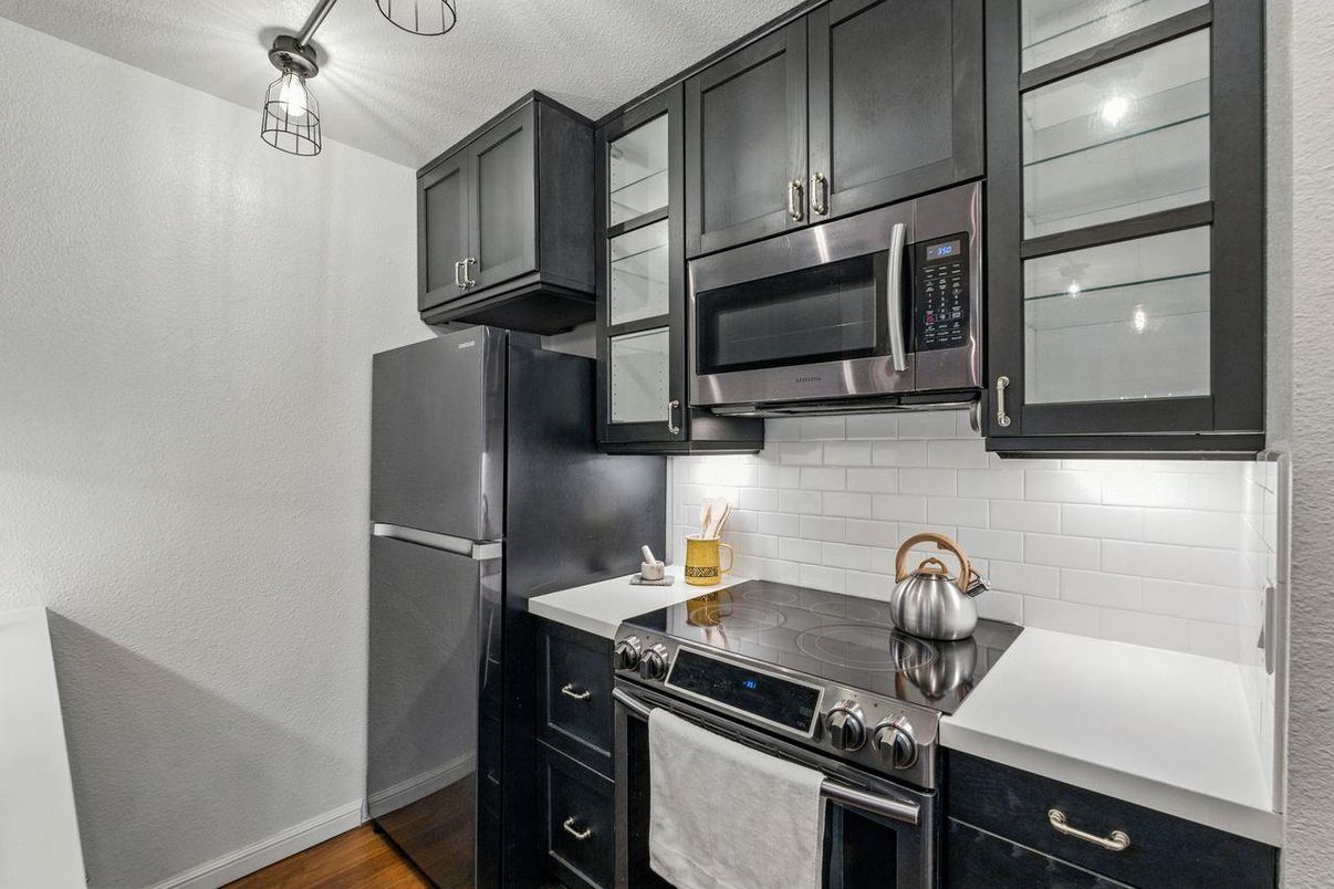 Interior, Kitchen, Stainless Steel Appliances, Wood Texture Flooring
