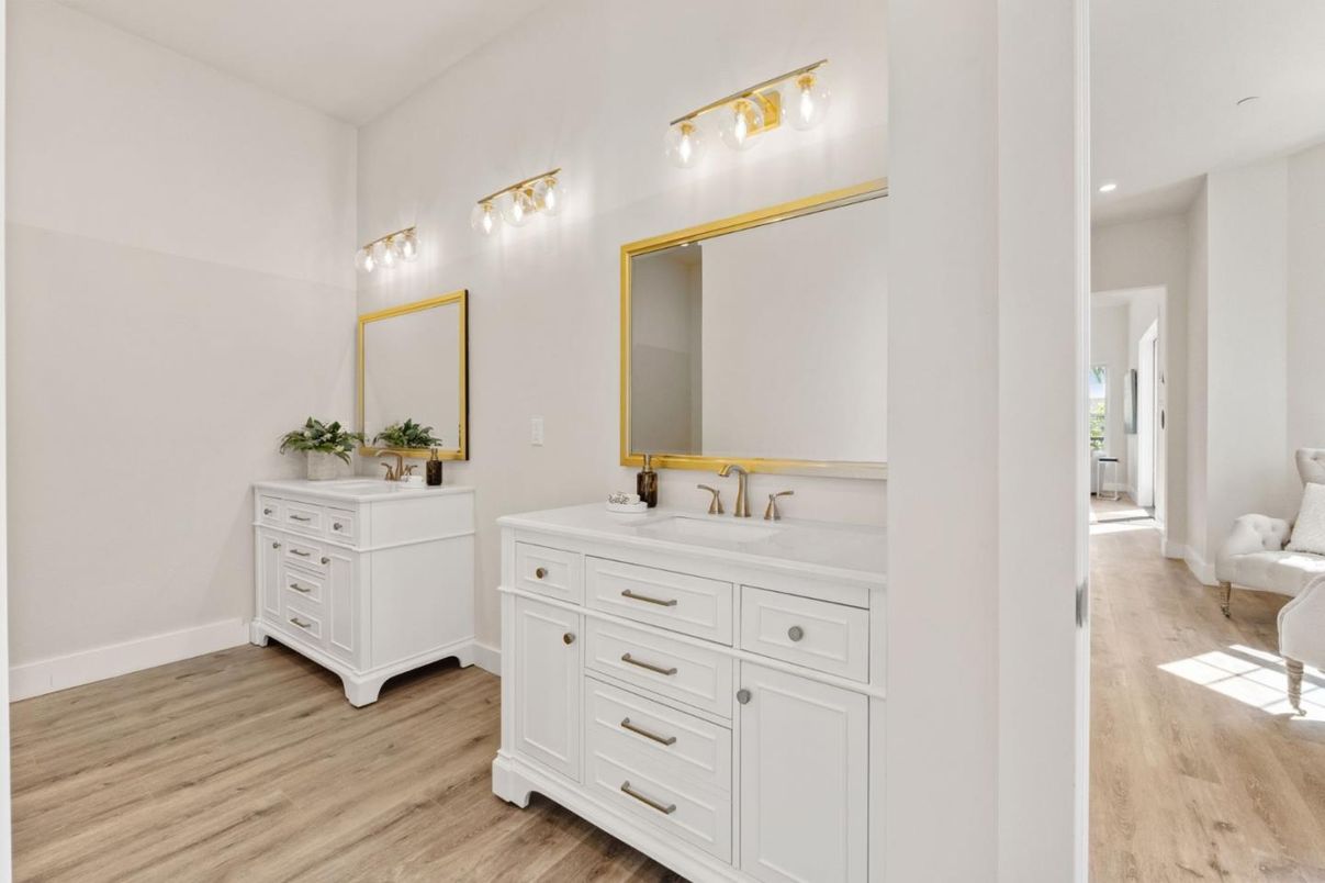 Bathroom, Dual Sink Vanities, Interior, Recessed Lighting, Wood Texture Flooring