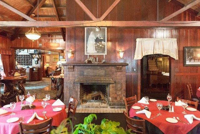 Dining room, Fireplace, Interior, Pendant Lights, Wooden Beams, Wooden Ceilings, Wooden Walls