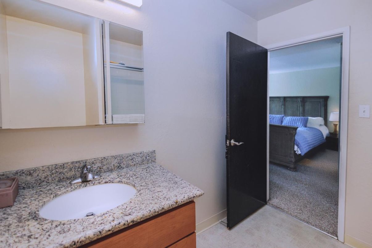 Bathroom, Bedroom, Interior