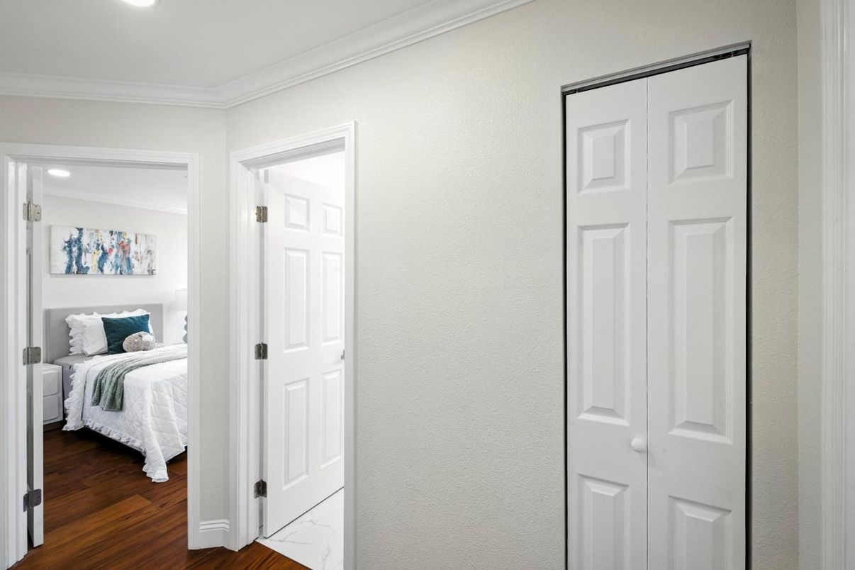 Bedroom, Interior, Recessed Lighting, Wood Texture Flooring