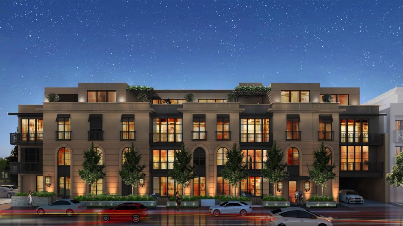 Exterior, Facade, Modern