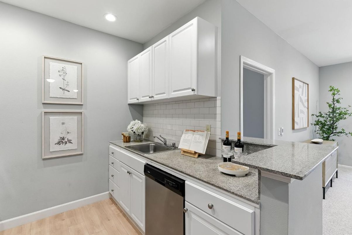 Interior, Kitchen, Recessed Lighting, Wood Texture Flooring
