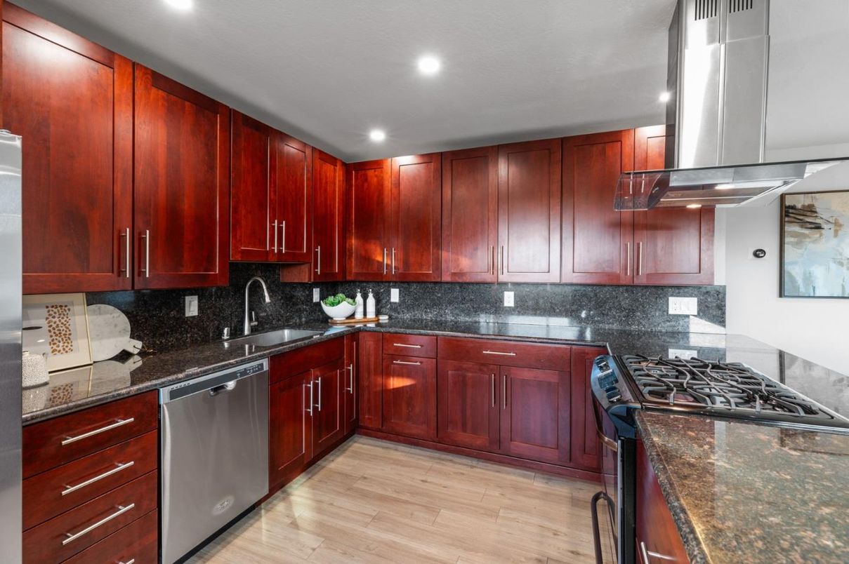 Interior, Kitchen, Recessed Lighting, Wood Texture Flooring
