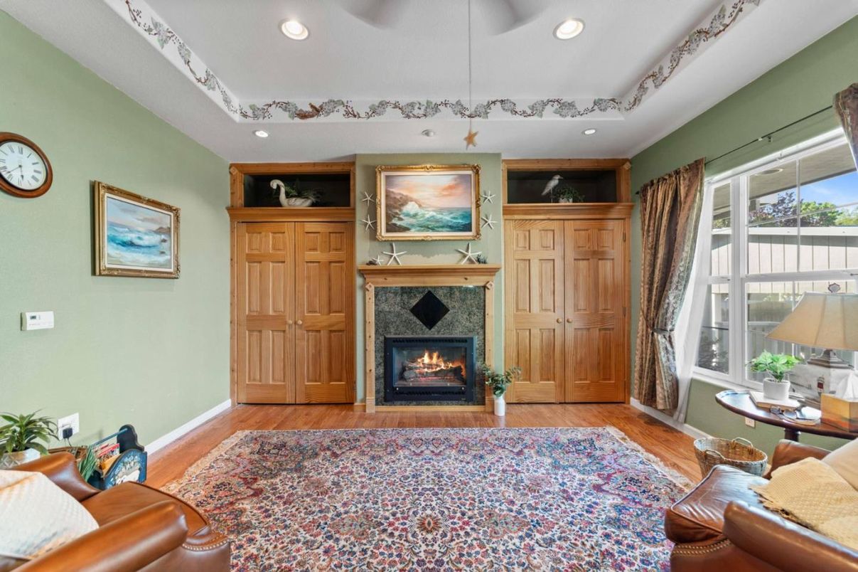 Fireplace, Interior, Living room, Recessed Lighting, Wood Texture Flooring