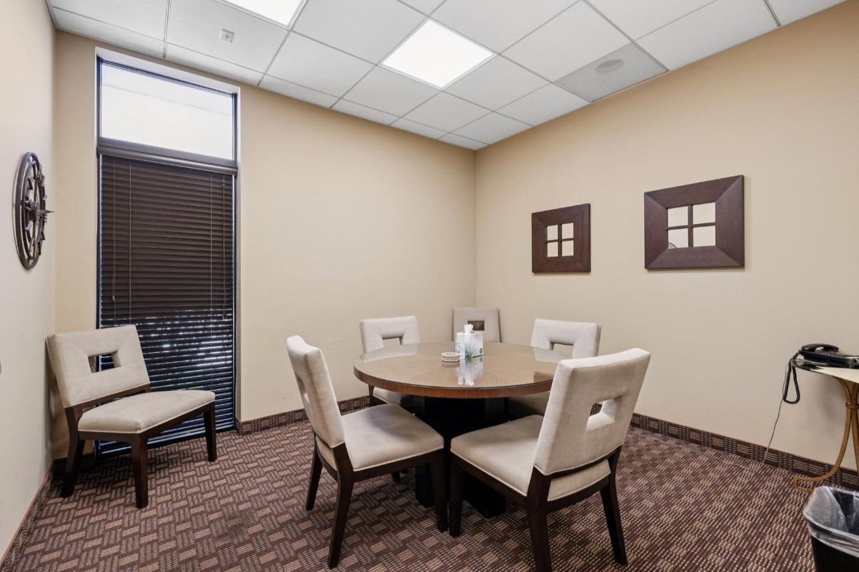 Dining room, Interior