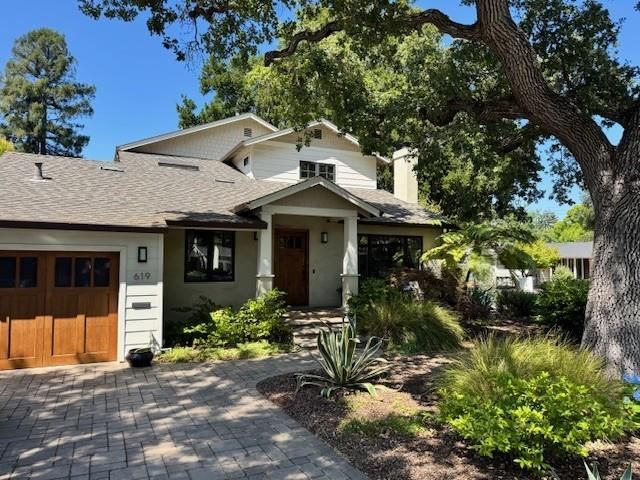 Backyard, Exterior, Facade, Ranch