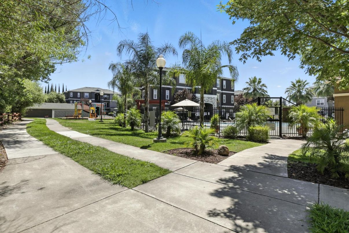 Backyard, Exterior, Playground