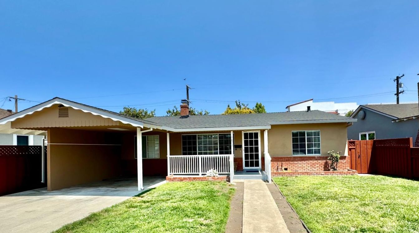 Attached, Backyard, Exterior, Facade, Ranch