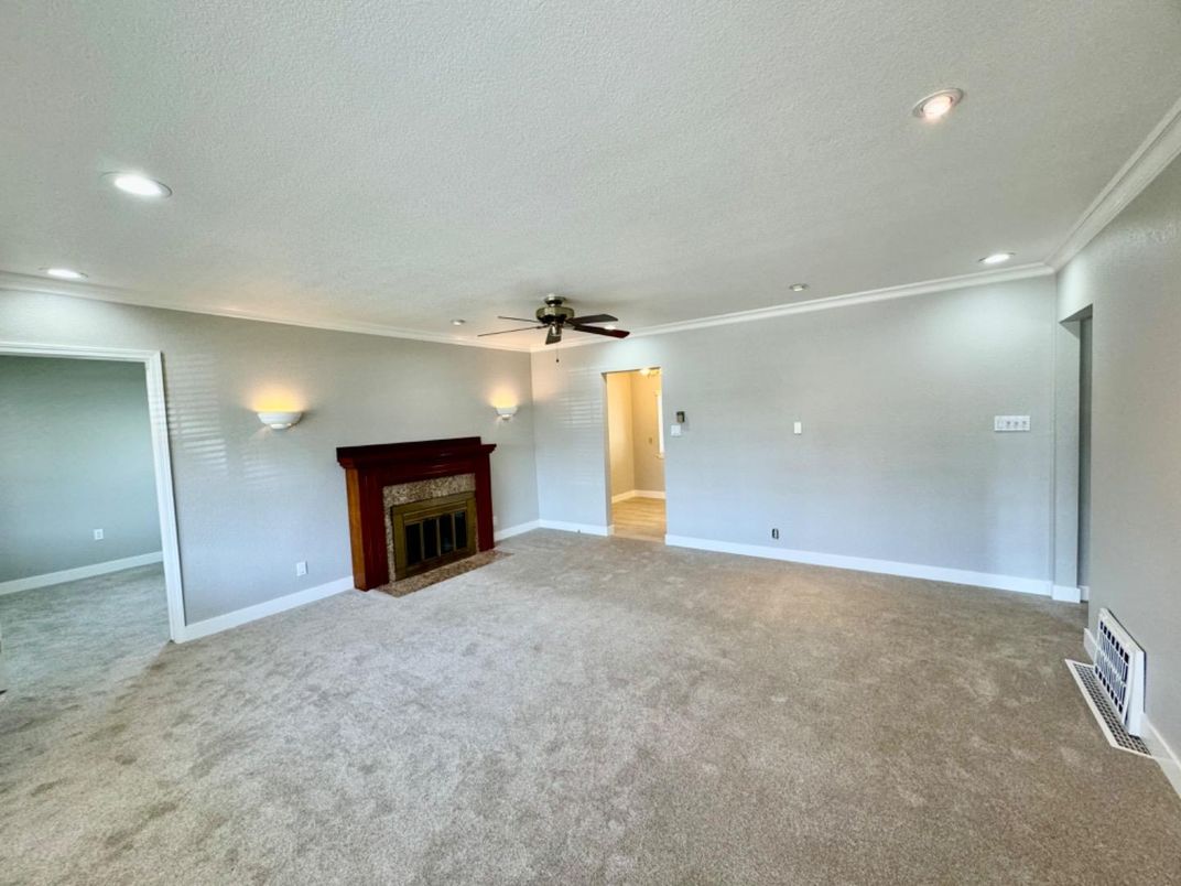 Empty room, Fireplace, Interior, Recessed Lighting