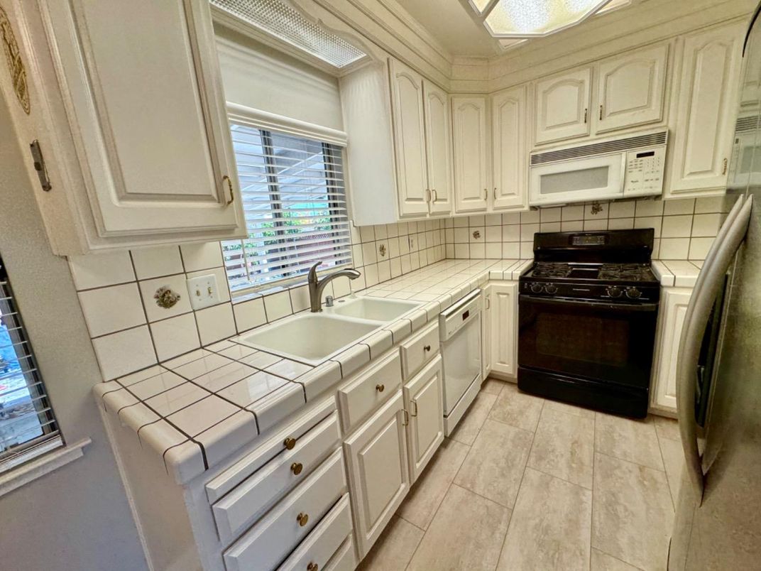 Interior, Kitchen, Tile Countertops