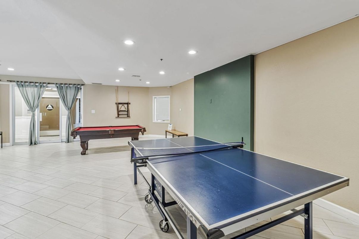 Billiard Table, Game Room, Interior, Recessed Lighting