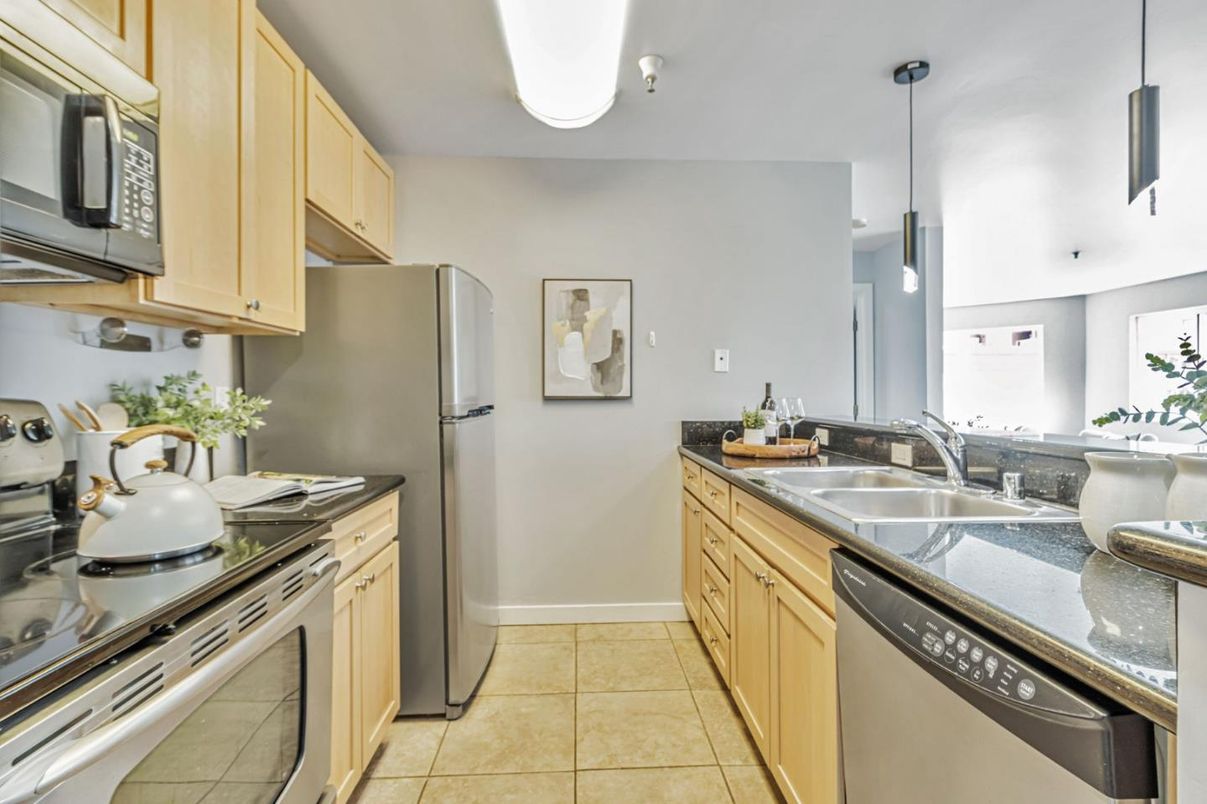 Interior, Kitchen, Pendant Lights, Stainless Steel Appliances