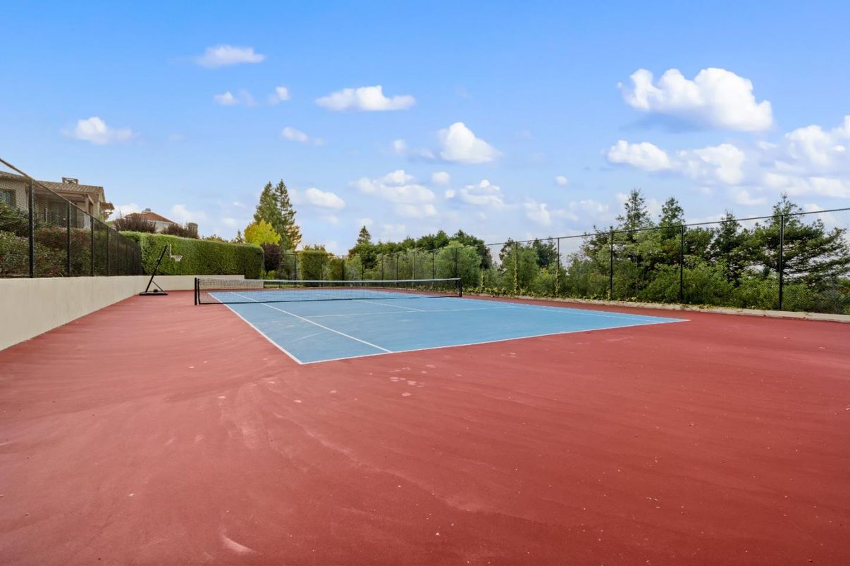 Exterior, Tennis Courts