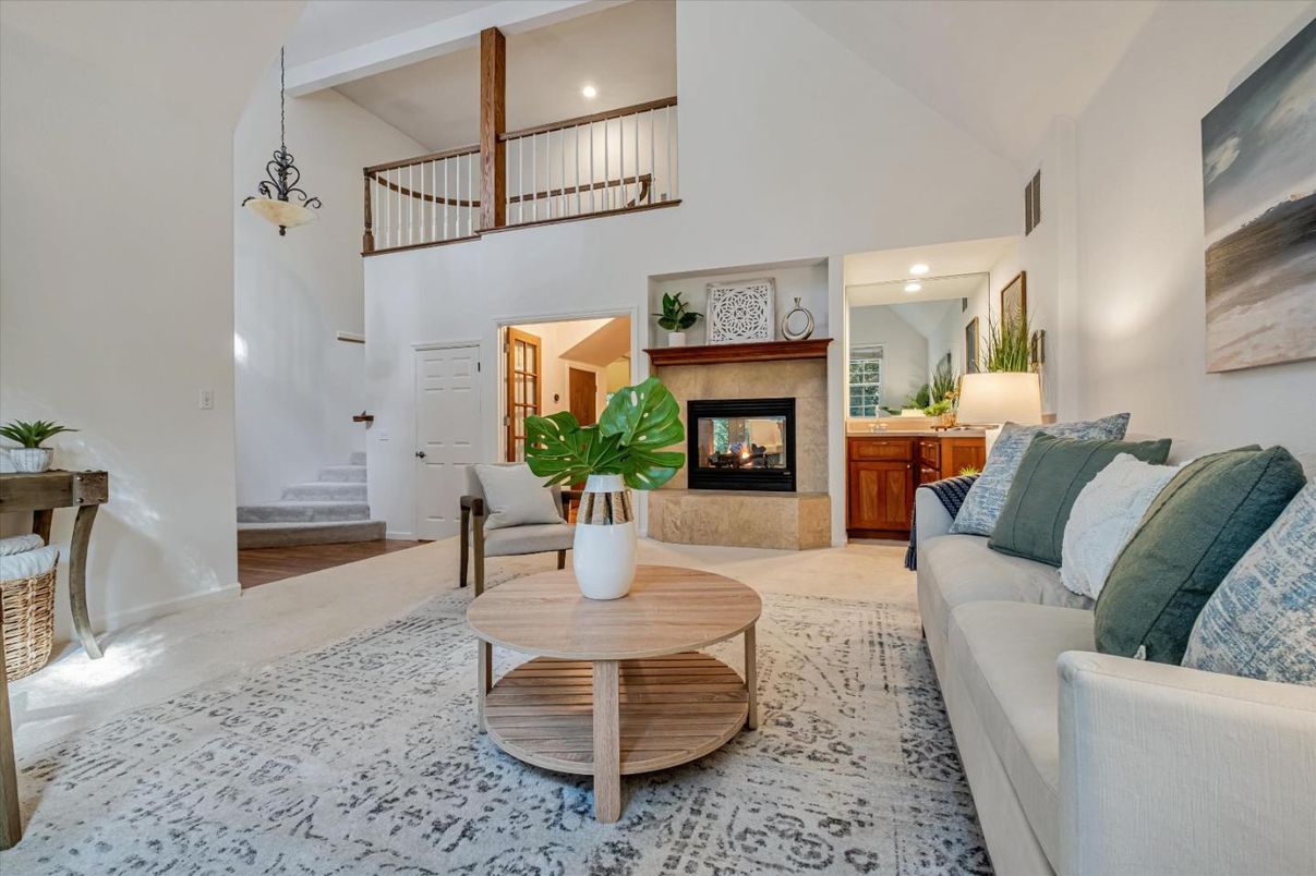Fireplace, Interior, Living room, Pendant Lights, Recessed Lighting, Wood Texture Flooring
