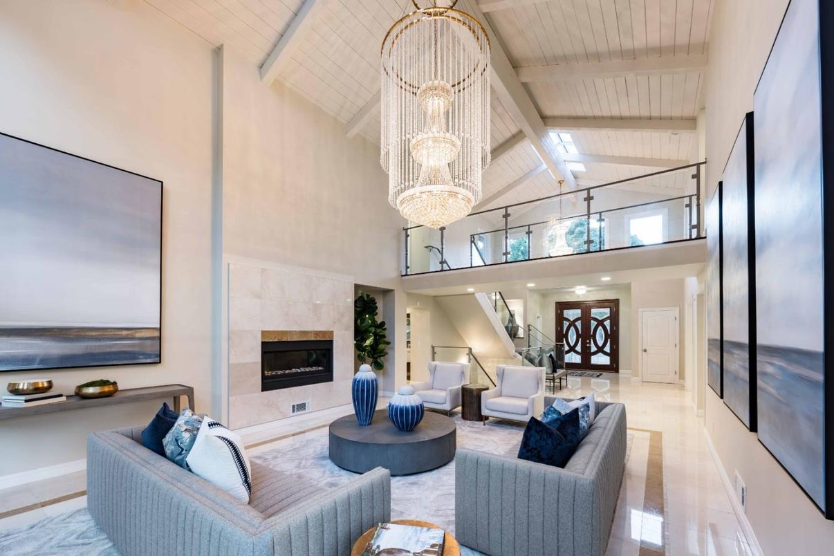 Chandelier, Fireplace, Interior, Living room, Recessed Lighting