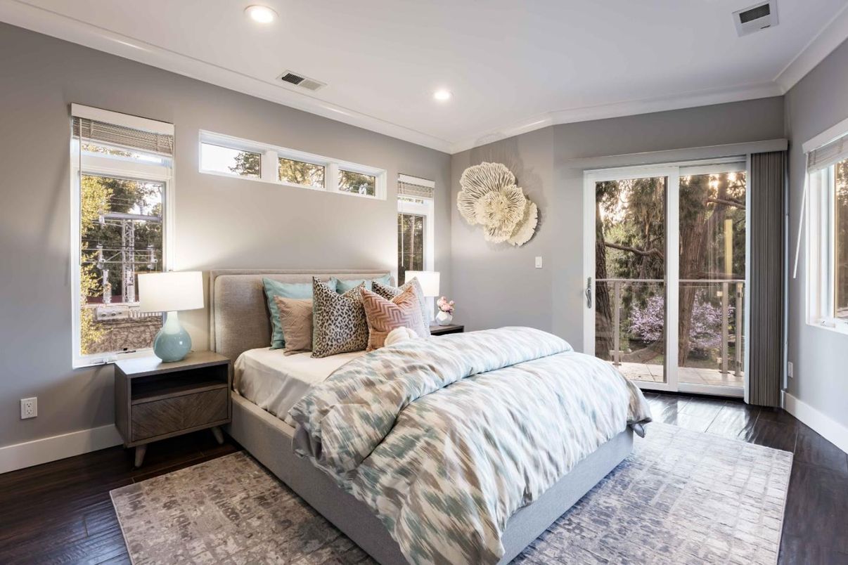 Bedroom, Interior, Recessed Lighting, Wood Texture Flooring