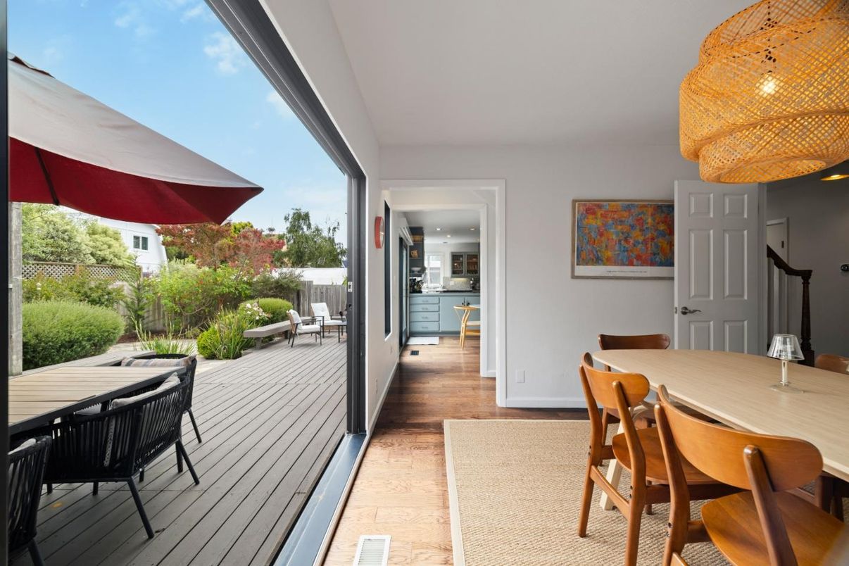 Exterior, Wood Texture Flooring