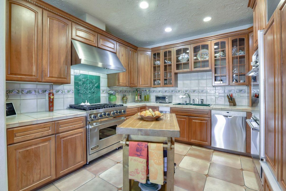 Interior, Kitchen, Recessed Lighting, Stainless Steel Appliances, Tile Countertops