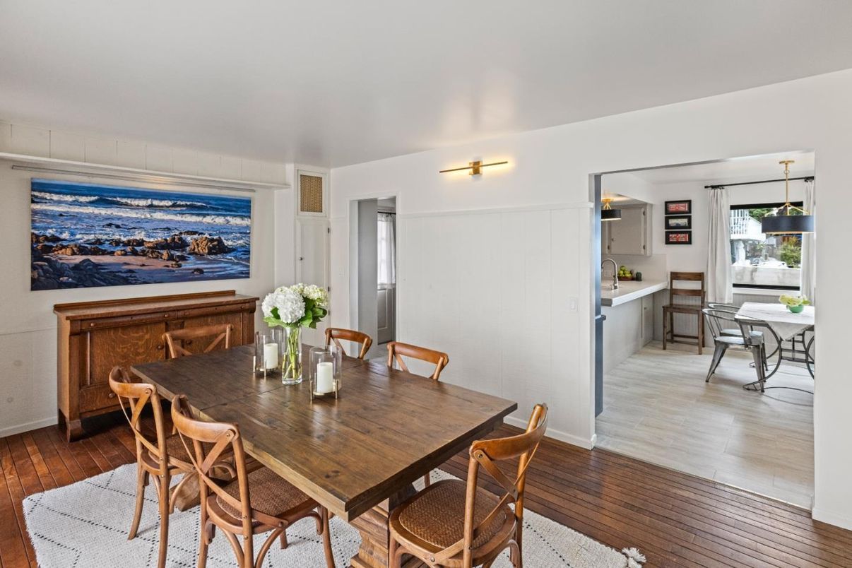 Dining room, Interior, Kitchen, Pendant Lights, Wood Texture Flooring